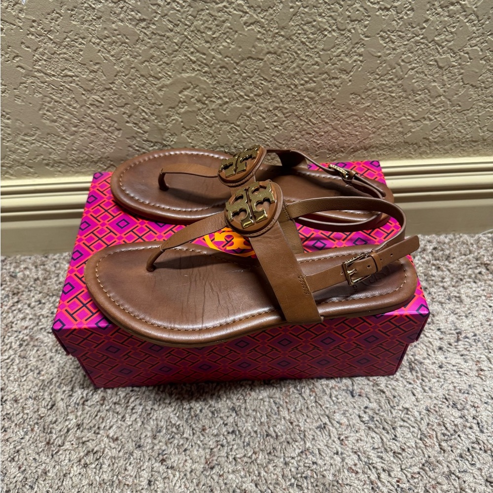 Tory Burch Tan Sandals with Gold Accents - Picture 2 of 4